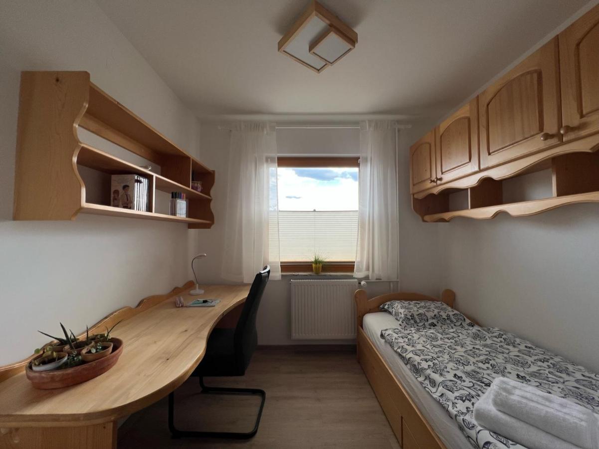 Apartma Ana In Manca Begunje Exterior foto
